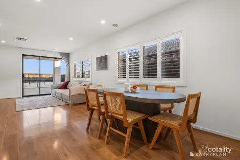 Property photo of 13 Dayspring Road Deanside VIC 3336