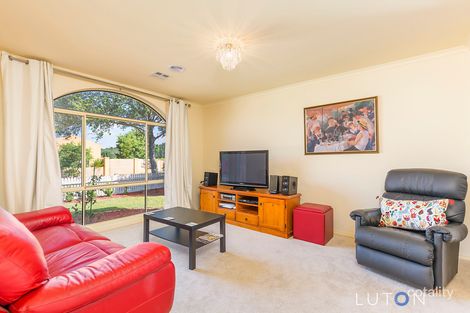Property photo of 29 Bayside Court Jerrabomberra NSW 2619