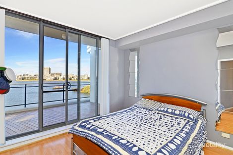 Property photo of 65/27 Bennelong Parkway Wentworth Point NSW 2127