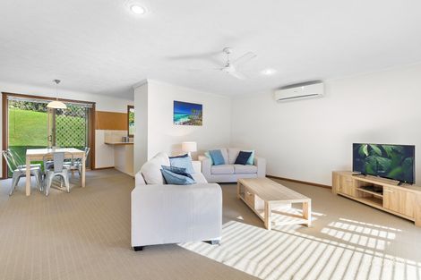 Property photo of 7 Gunyah Grove Ashmore QLD 4214