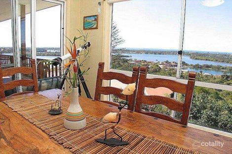 Property photo of 14 Blue Haze Crescent Banora Point NSW 2486