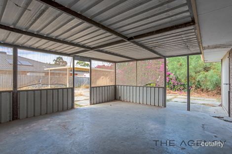 Property photo of 4 Corringle Grove South Lake WA 6164