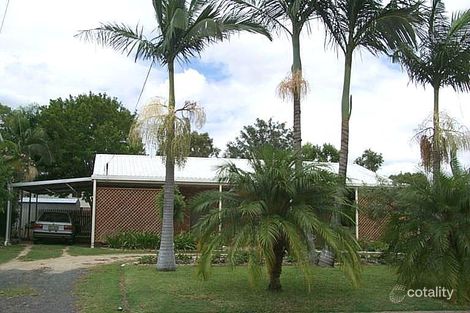 15 Kingfisher Pde, Norman Gardens, QLD 4701