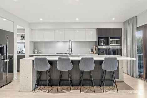 43 Middleton Rd, Armstrong Creek, VIC 3217