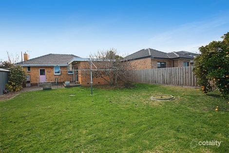 Property photo of 2 Warren Road Cheltenham VIC 3192