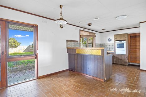 56 Old Kent Rd, Mooroolbark, VIC 3138