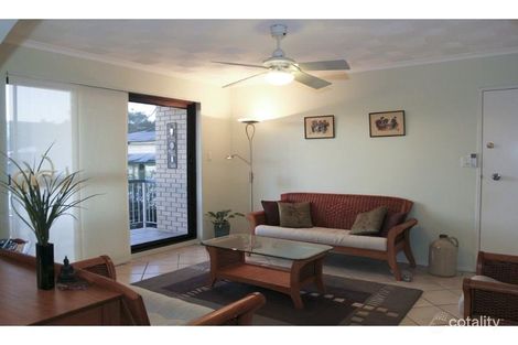 3/8 Baragoola St, Coorparoo, QLD 4151