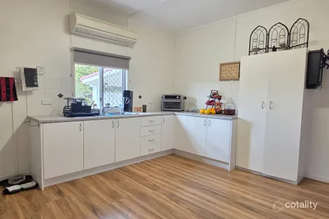 Property photo of 8 Harris Street Stanthorpe QLD 4380