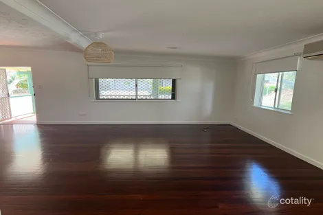 Property photo of 8 Suzanne Street Wynnum West QLD 4178