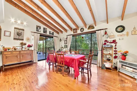 Property photo of 4 Haddon Place Picton NSW 2571
