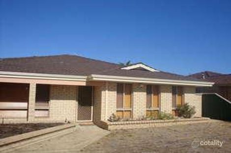 Property photo of 6 Bridgedale Close Beldon WA 6027