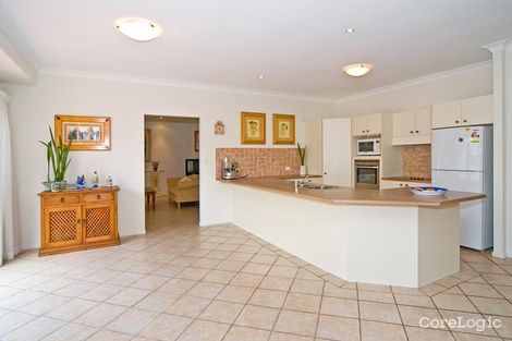 Property photo of 40 Newbury Place Carindale QLD 4152