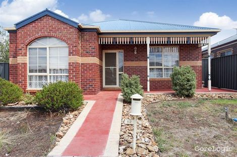 Property photo of 12 Bellfield Court Manor Lakes VIC 3024