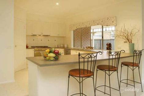 Property photo of 4 Lucerne Circuit Pakenham VIC 3810