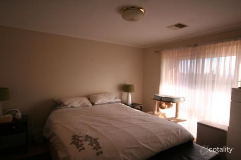 Property photo of 5 Firethorn Place Jerrabomberra NSW 2619