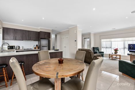 Property photo of 2/94 Beverin Street Sebastopol VIC 3356