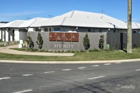 10 Welcome St, Morayfield, QLD 4506
