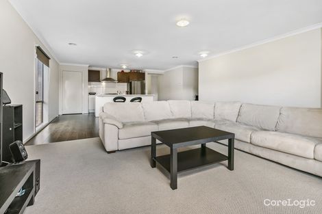 Property photo of 36 Benedetto Crescent Cranbourne East VIC 3977
