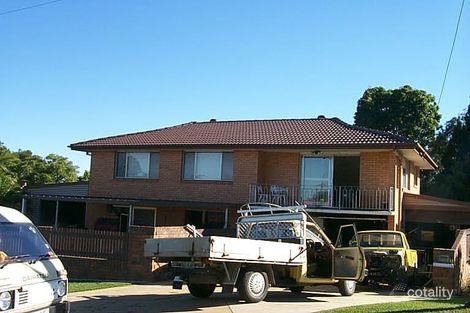 33 Minto Cres, Arana Hills, QLD 4054