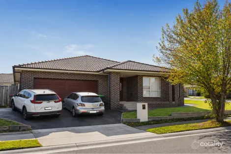Property photo of 27 Buckingham Loop Oran Park NSW 2570