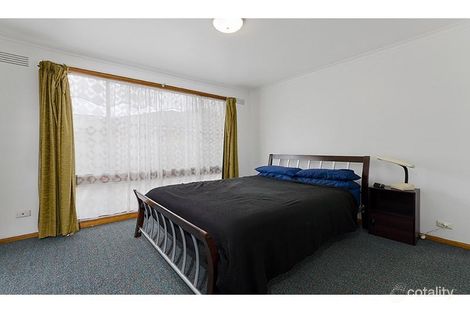 Property photo of 2/28 Barrabool Road Highton VIC 3216