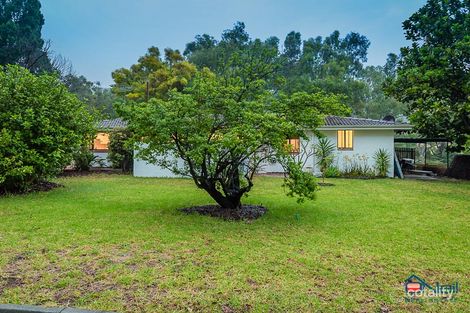 Property photo of 12 Shaw Place Mount Nasura WA 6112