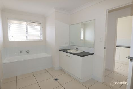 Property photo of 9 Whitney Street Emerald QLD 4720