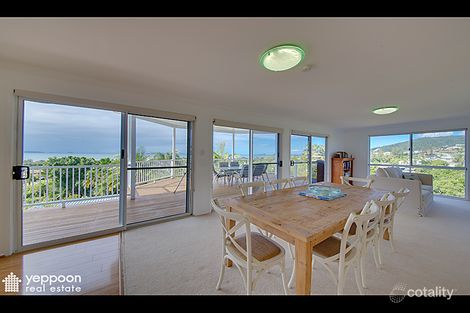 Property photo of 11 Yearsley Grove Pacific Heights QLD 4703
