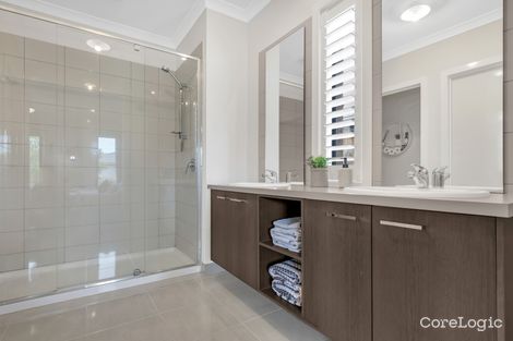 Property photo of 37 Kurrali Crescent Werribee VIC 3030
