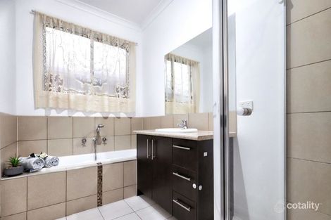 Property photo of 24 Black Range Avenue Craigieburn VIC 3064