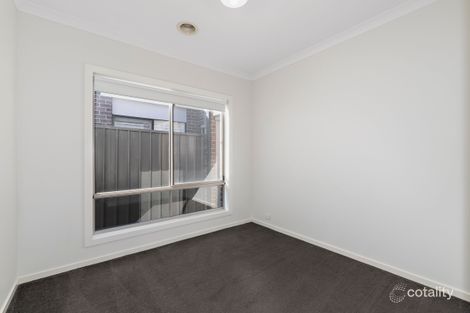 Property photo of 14 Dewpond Crescent Wollert VIC 3750