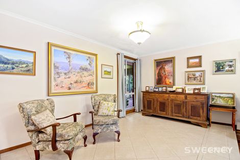 Property photo of 5 Heath Close Altona Meadows VIC 3028