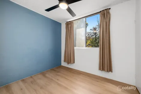 Property photo of 4/32 Cottell Street Norman Park QLD 4170