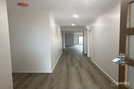 Property photo of 12 Devonshire Road Thornhill Park VIC 3335