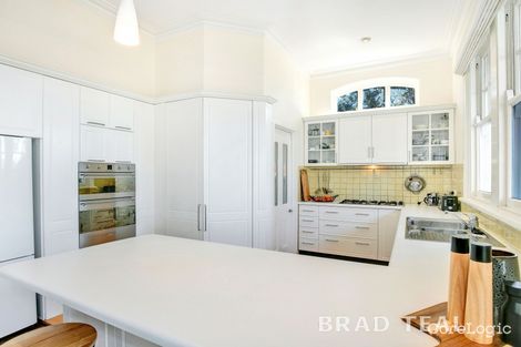 Property photo of 11 Aberfeldie Street Aberfeldie VIC 3040