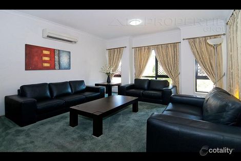 Property photo of 39 Aldea Place Stretton QLD 4116