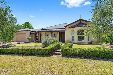 17 Quantock Cres, Craigmore, SA 5114