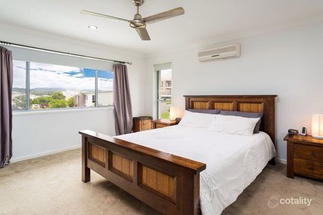 Property photo of 1/18 Carina Peak Drive Varsity Lakes QLD 4227