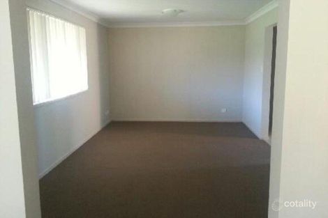 Property photo of 8 Birkdale Boulevard Cessnock NSW 2325