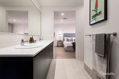 Property photo of 18 Quartz Road Treeby WA 6164