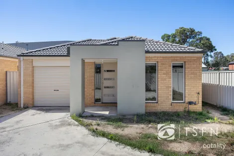 Property photo of 2/6A Barnett Drive Kangaroo Flat VIC 3555