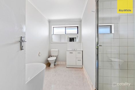 Property photo of 1/1-3 Margrave Street St Albans VIC 3021