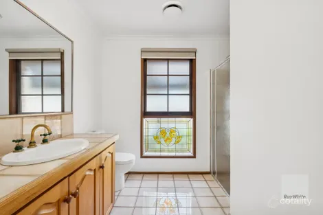 Property photo of 11 Dunbar Court Keilor Downs VIC 3038