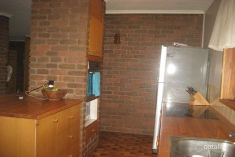 Property photo of 40 Eacotts Road Hoddles Creek VIC 3139