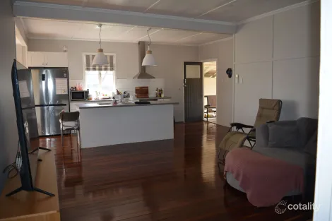 Property photo of 77 Thistle Street Blackall QLD 4472