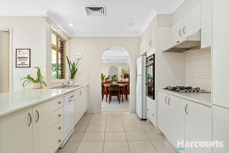 Property photo of 5 Bampton Close Lakelands NSW 2282