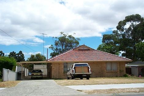 25 Oldfield Rd, Girrawheen, WA 6064