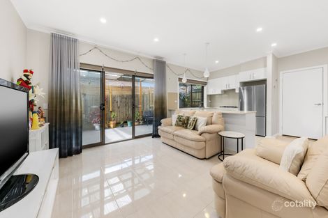 Property photo of 4/11 Deschamp Crescent Rowville VIC 3178