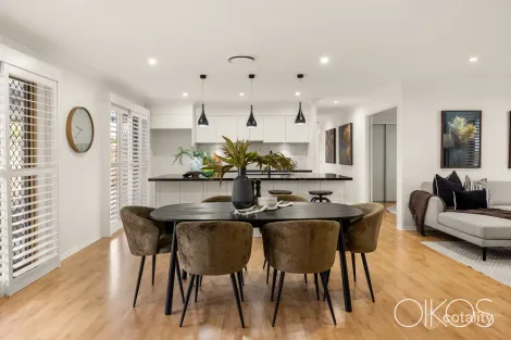 Property photo of 8 Octantis Court Bridgeman Downs QLD 4035