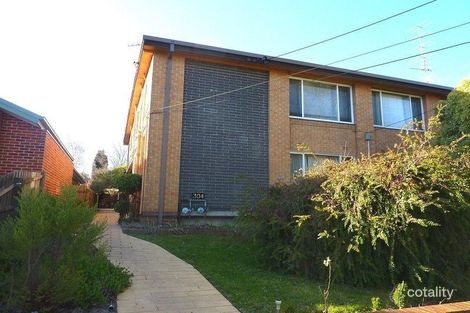 2/304 Clarendon St, Soldiers Hill, VIC 3350